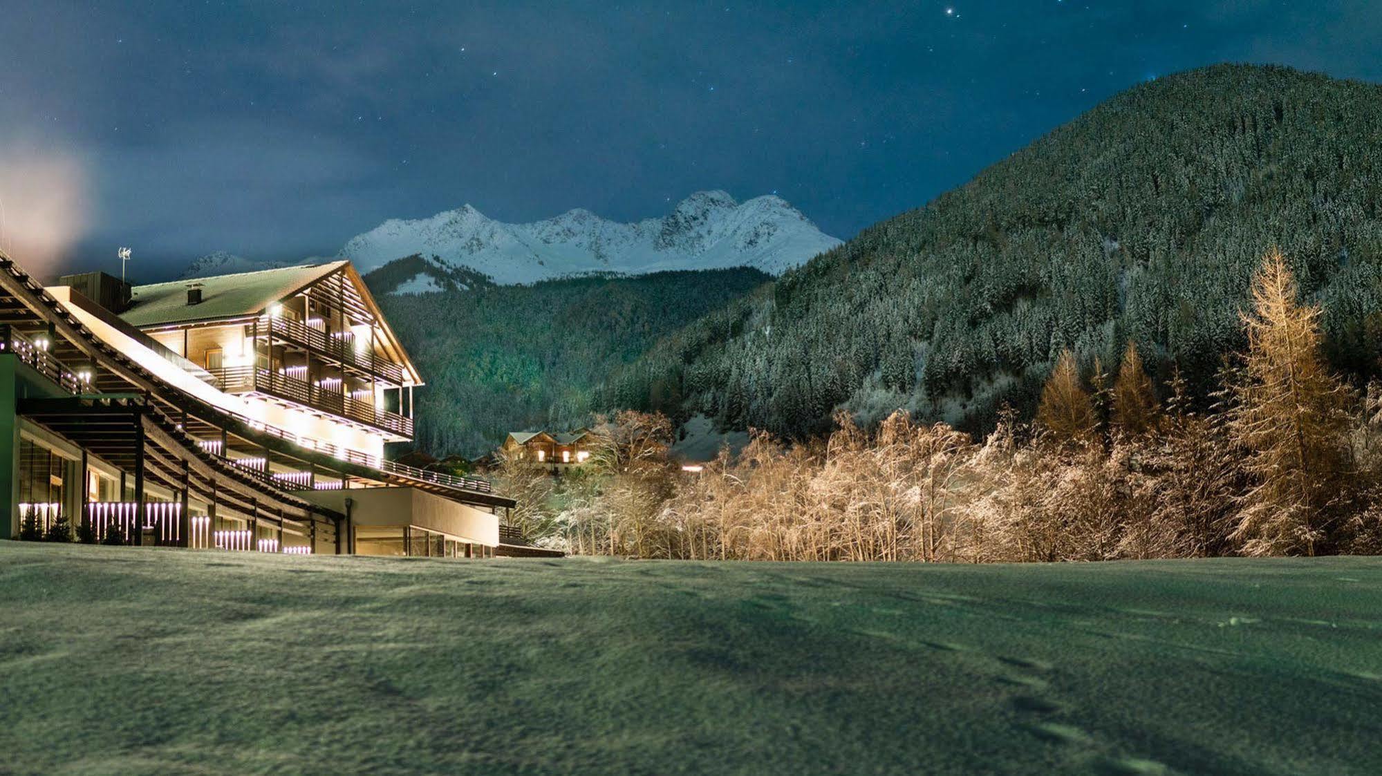 La Casies Mountain Hotel Santa Maddalena in Casies Esterno foto